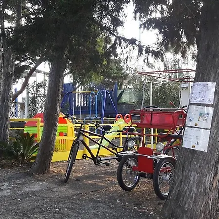 Oasi Park Garden Club *